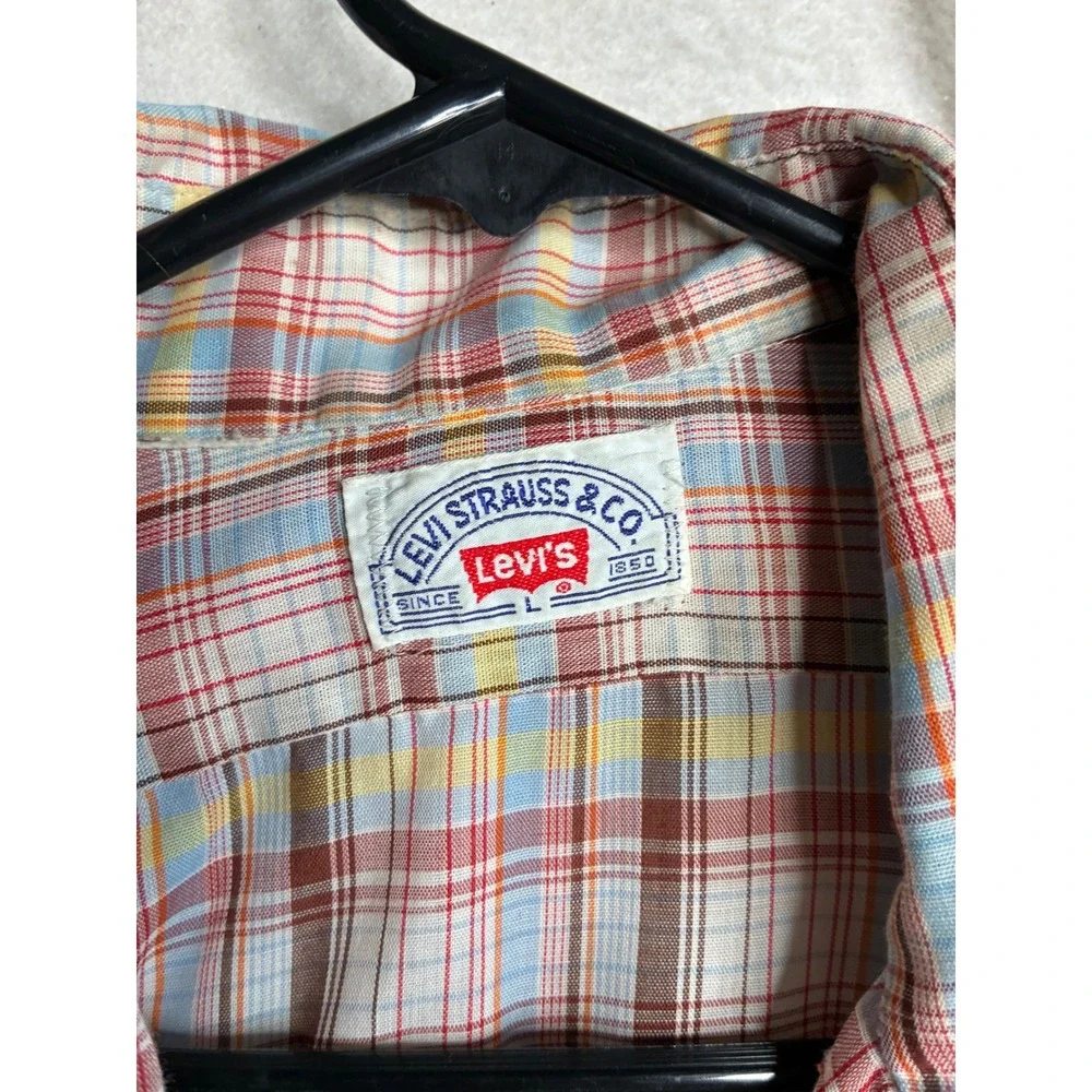 Levis shades solo